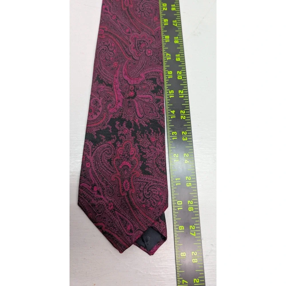 Brooks Brothers Makers All Silk Paisley Necktie Red Made in USA Handmade Classic
